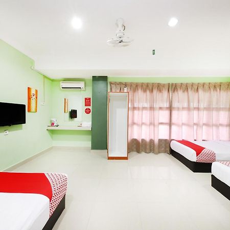 Super Oyo 720 Corridor Hotel 2 Pekan Eksteriør bilde
